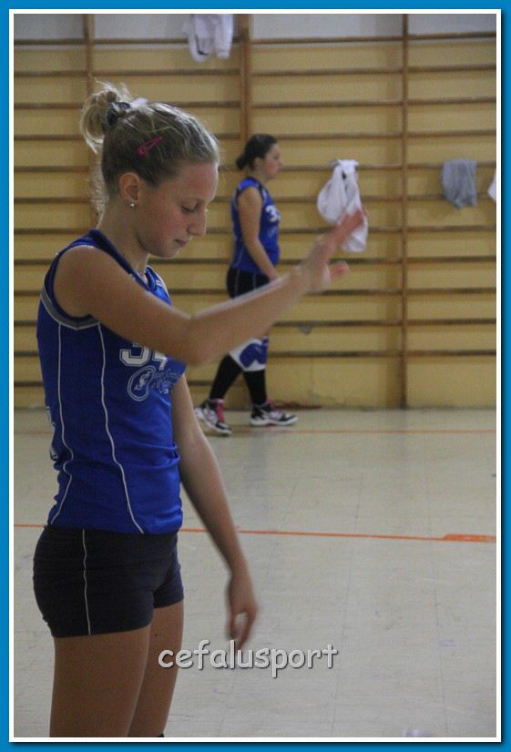 121144 volley 105_tn.jpg